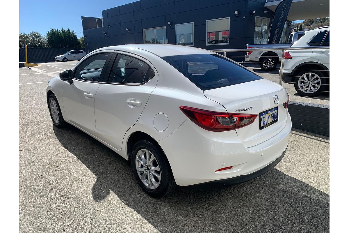 2017 Mazda 2 Maxx DL Series