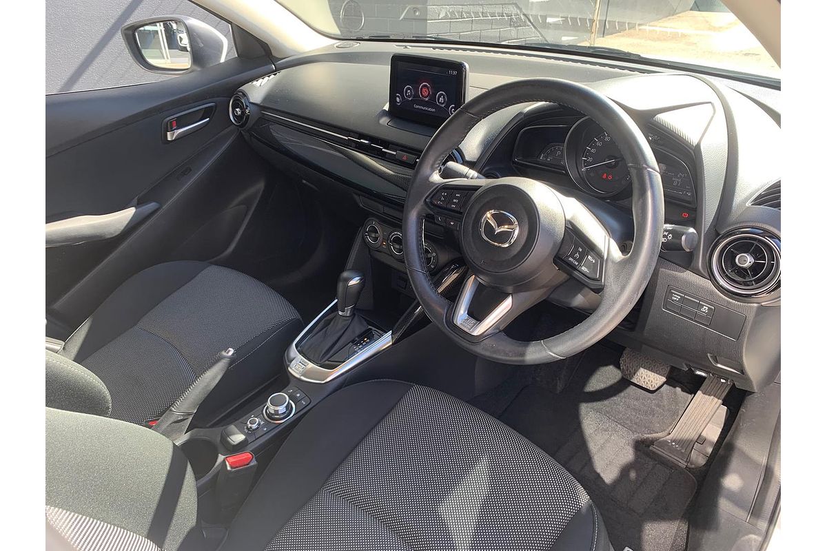 2017 Mazda 2 Maxx DL Series