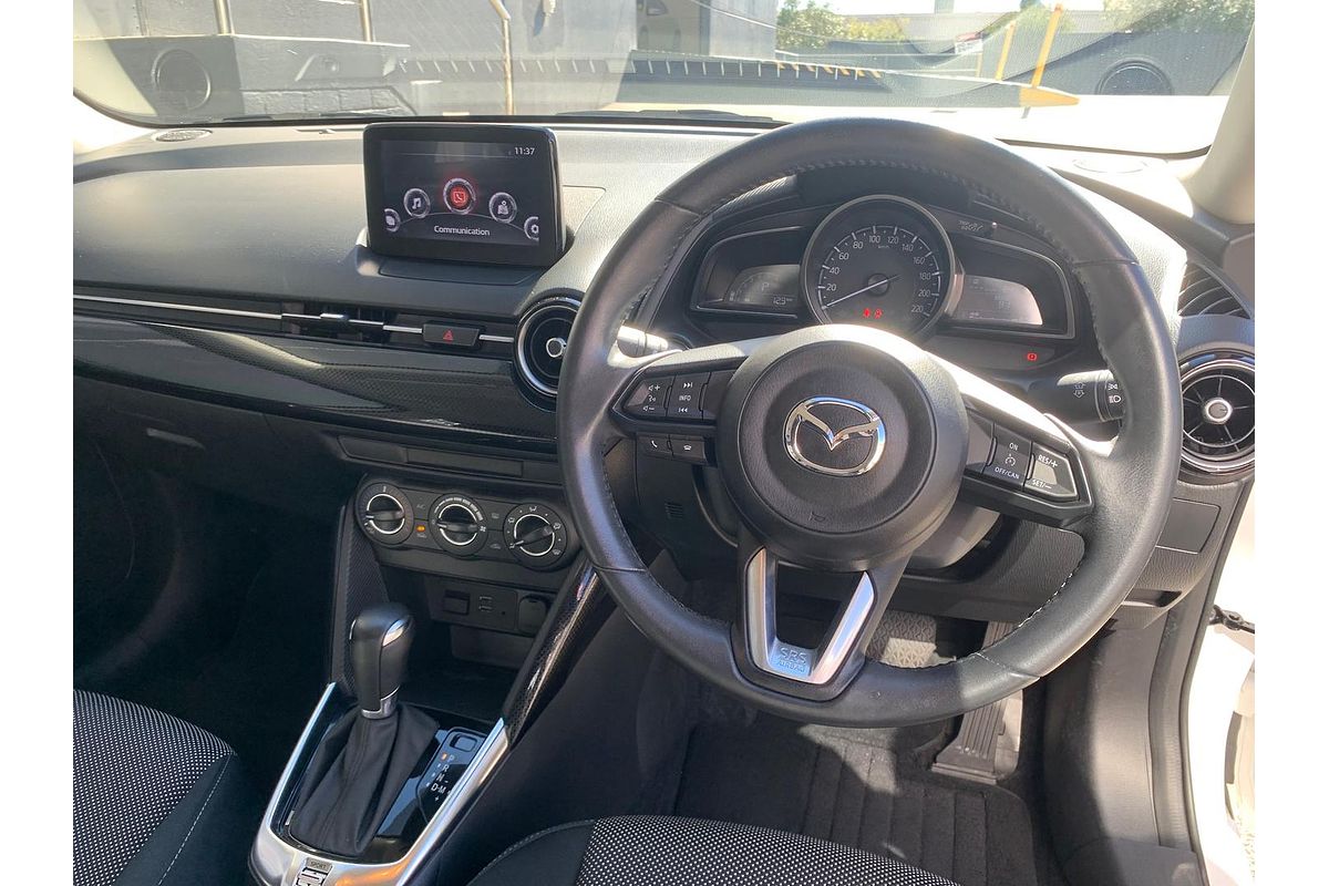 2017 Mazda 2 Maxx DL Series