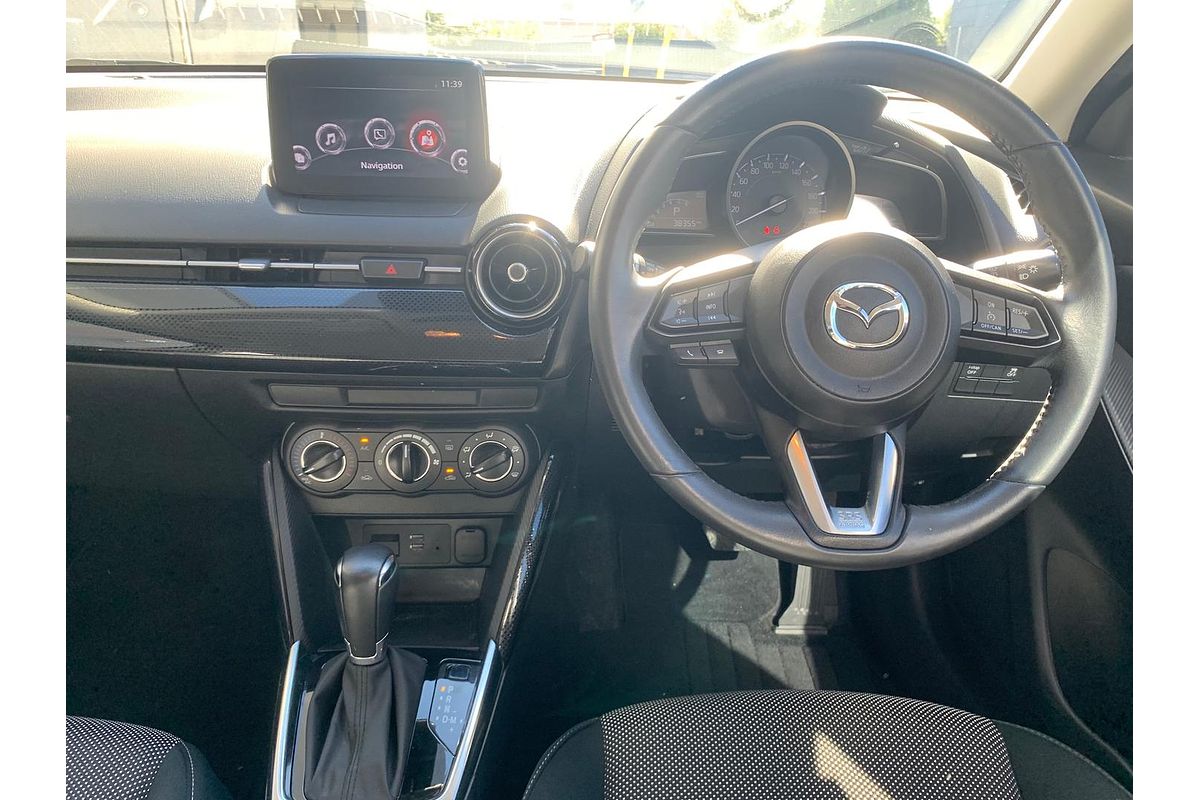 2017 Mazda 2 Maxx DL Series