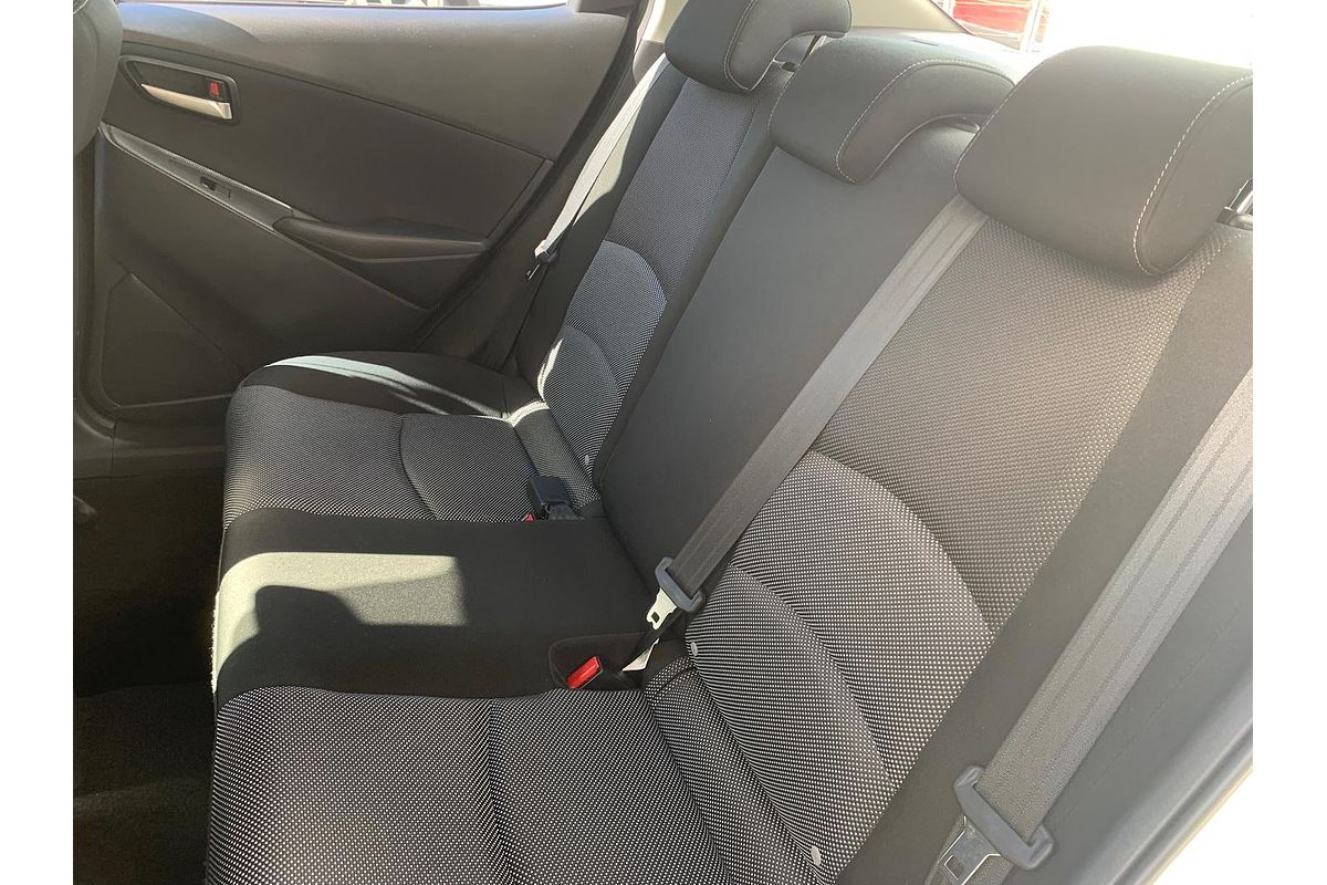 2017 Mazda 2 Maxx DL Series