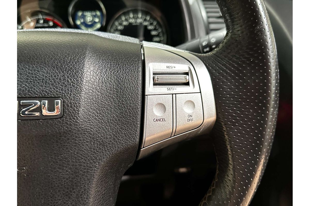 2018 Isuzu MU-X LS-T