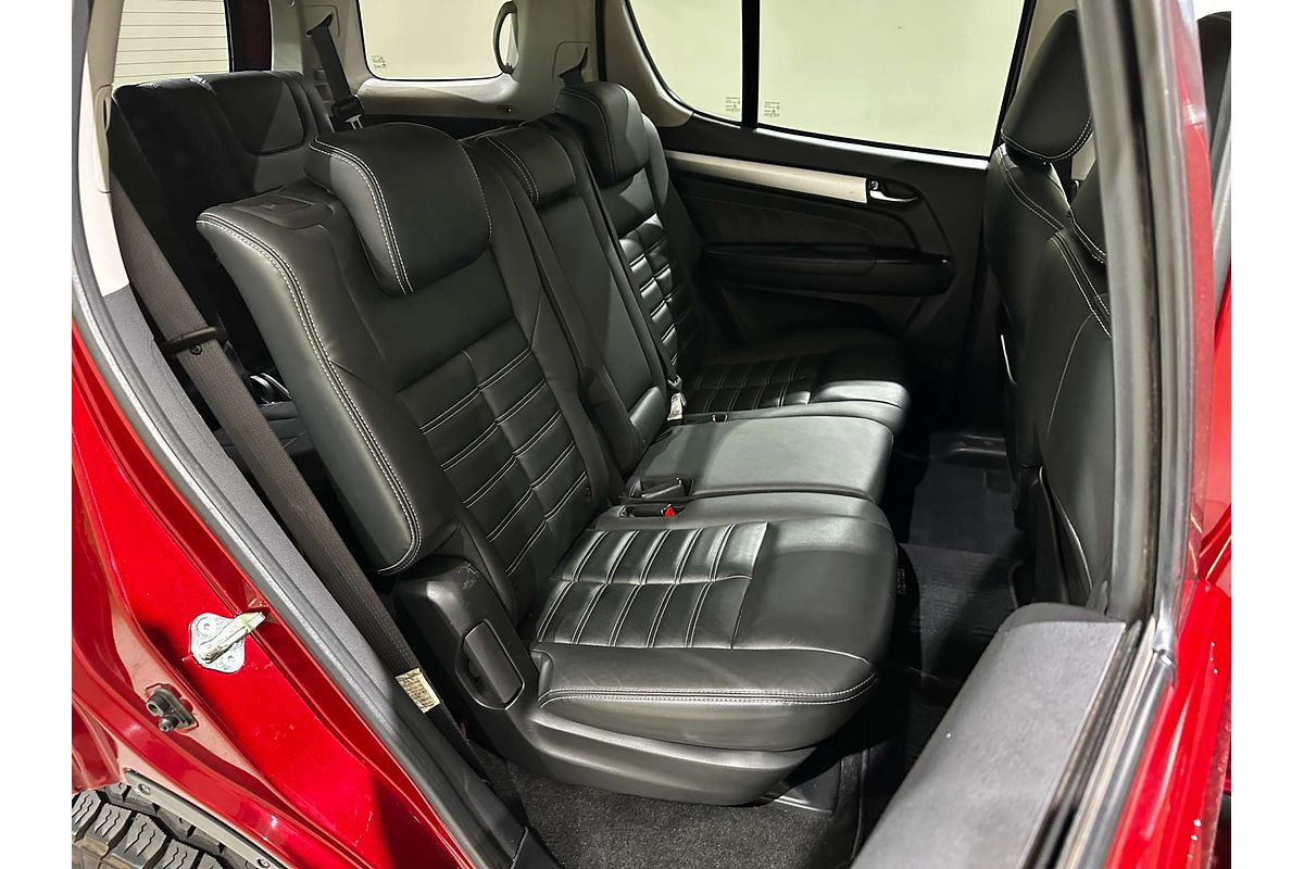 2018 Isuzu MU-X LS-T