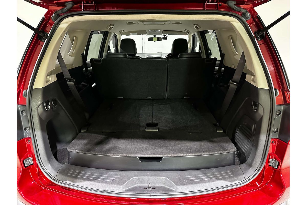2018 Isuzu MU-X LS-T