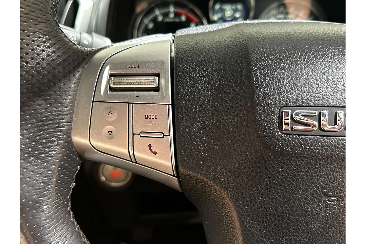 2018 Isuzu MU-X LS-T