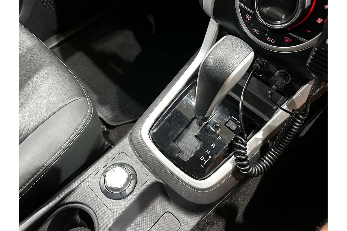 2018 Isuzu MU-X LS-T