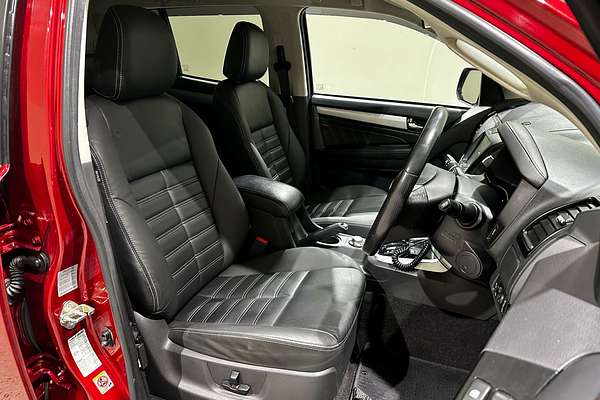 2018 Isuzu MU-X LS-T
