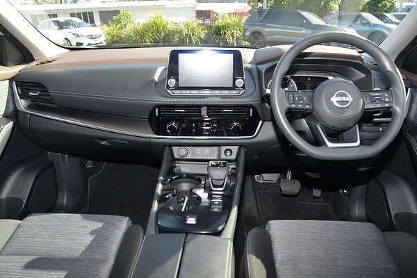 2024 Nissan X-TRAIL ST T33