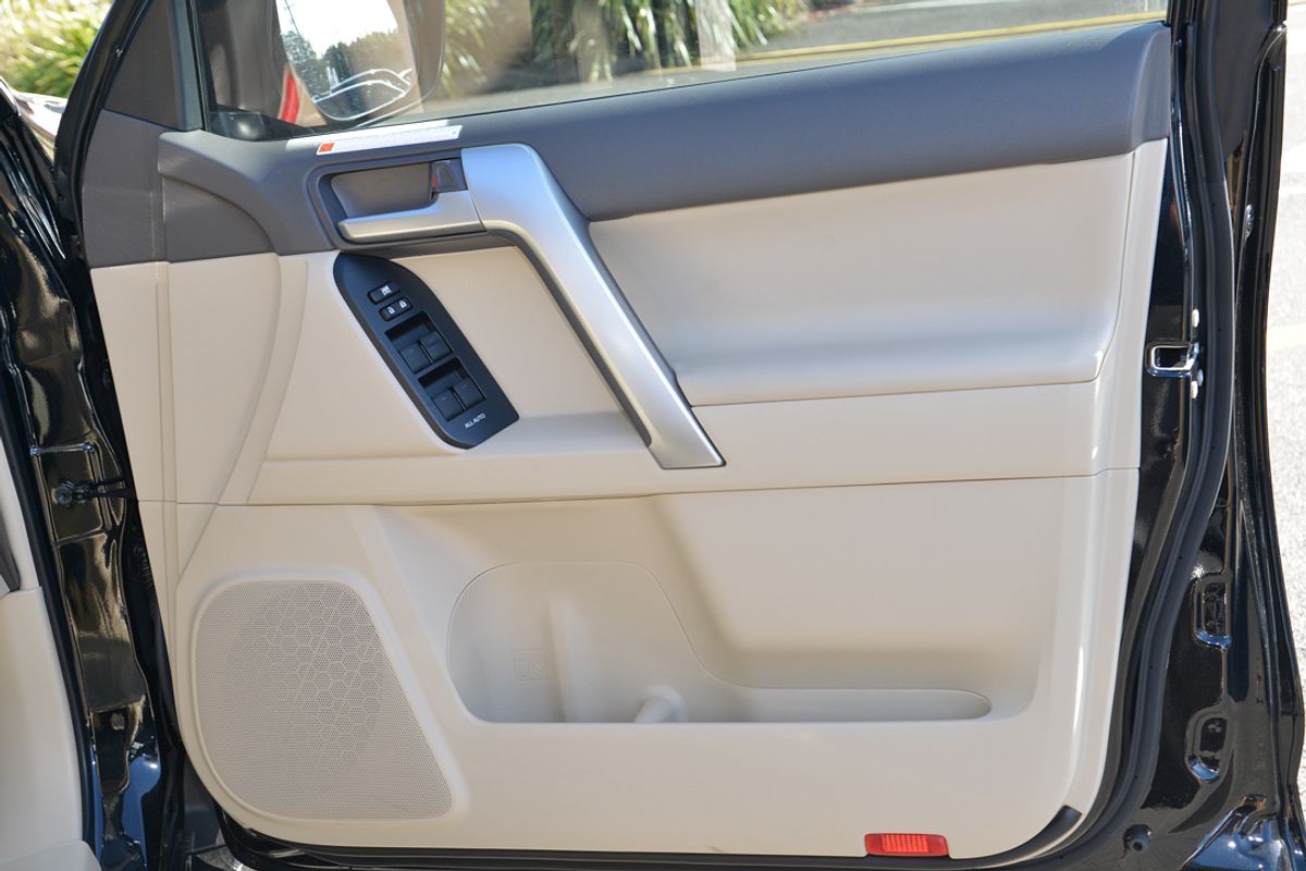 2023 Toyota Landcruiser Prado VX GDJ150R