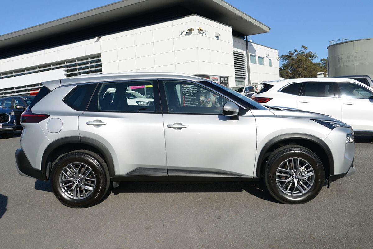 2023 Nissan X-TRAIL ST T33