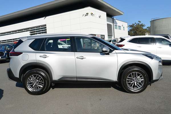2023 Nissan X-TRAIL ST T33