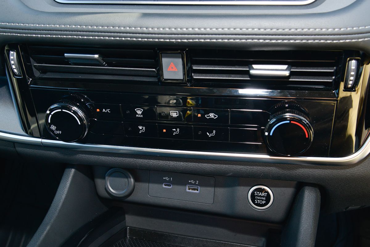 2023 Nissan X-TRAIL ST T33