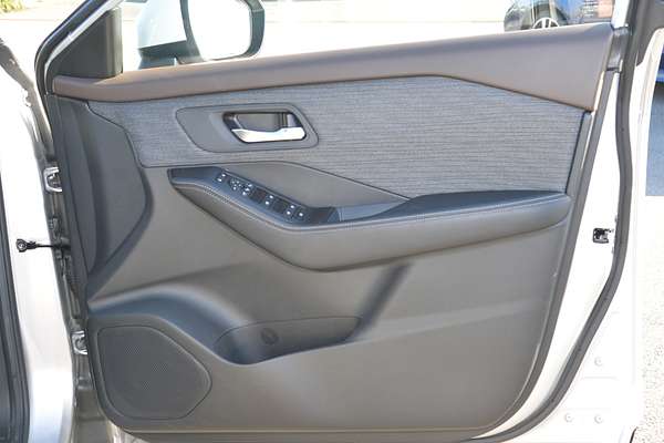 2023 Nissan X-TRAIL ST T33