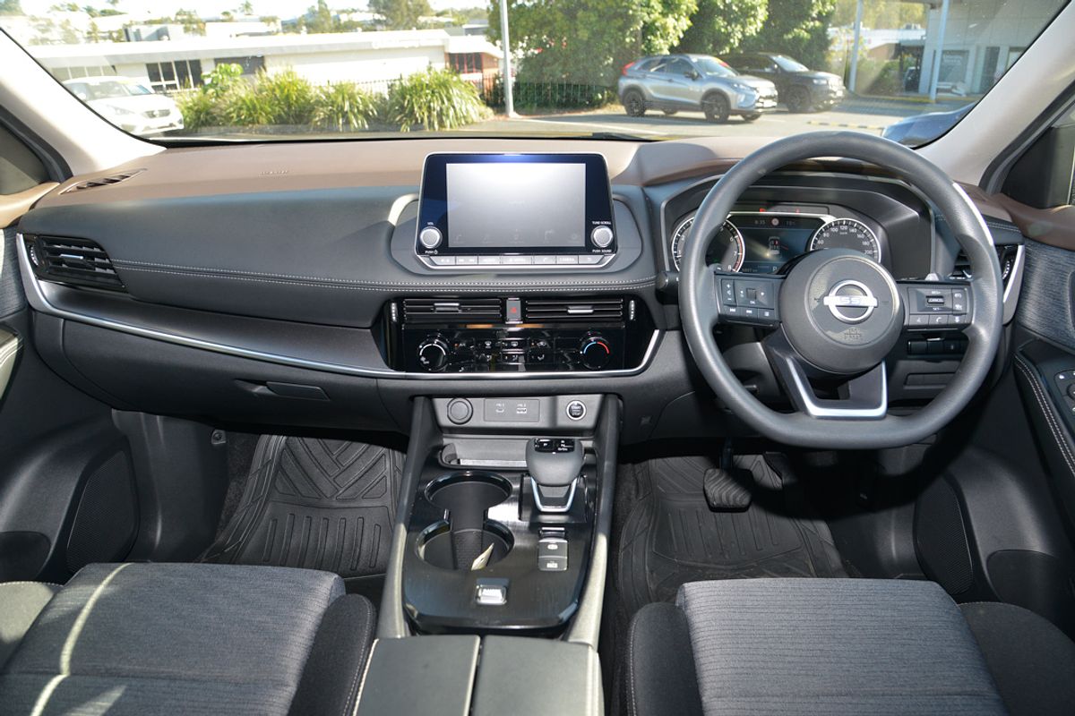2023 Nissan X-TRAIL ST T33