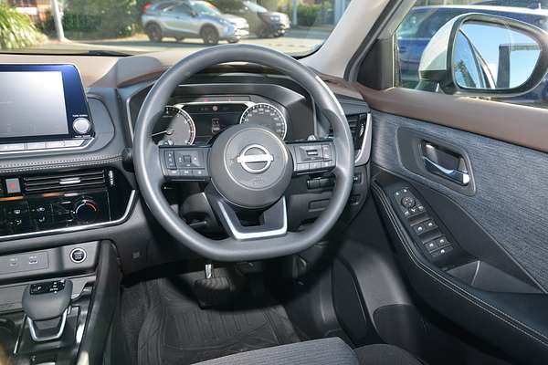 2023 Nissan X-TRAIL ST T33