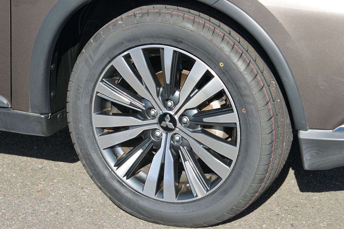 2018 Mitsubishi Outlander ES ZL