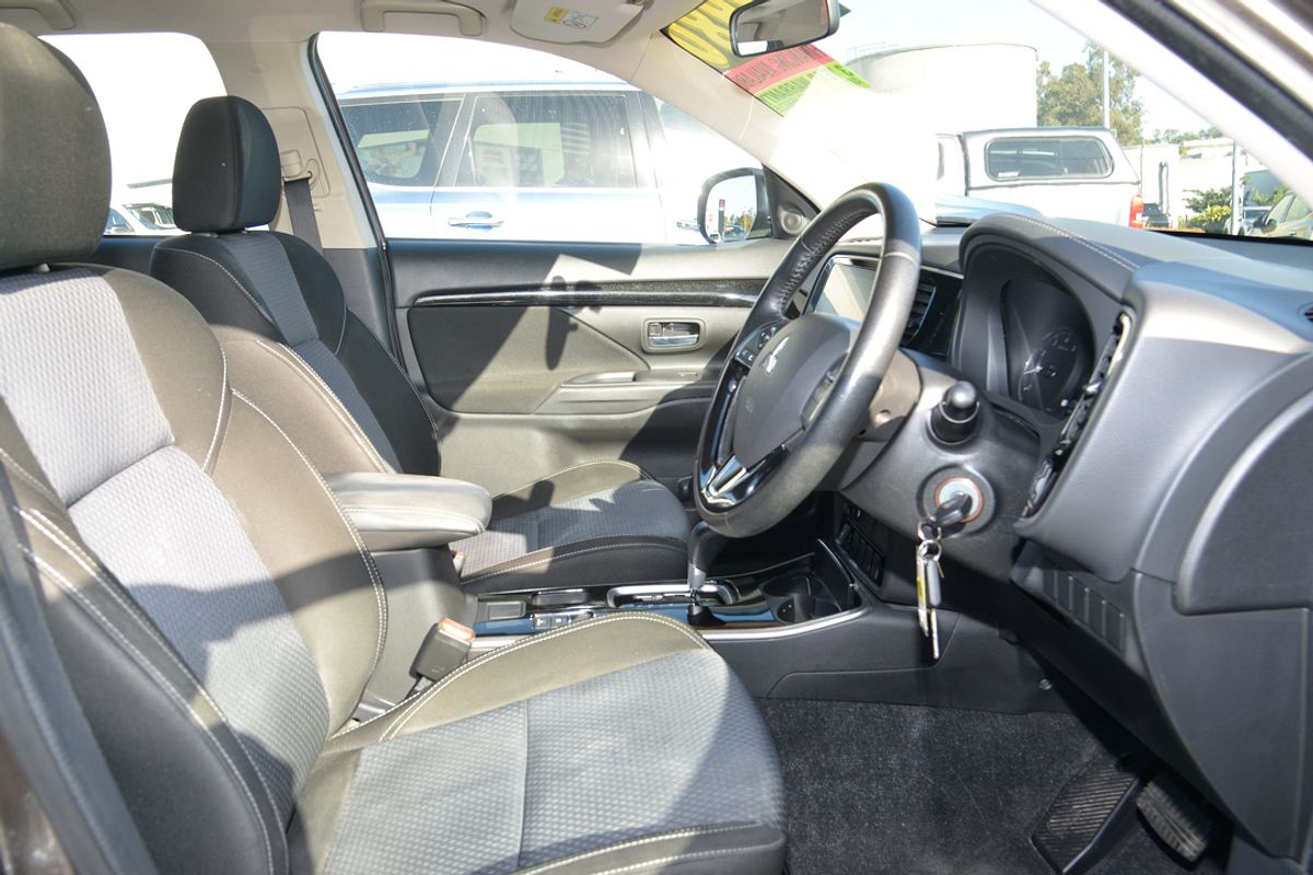 2018 Mitsubishi Outlander ES ZL
