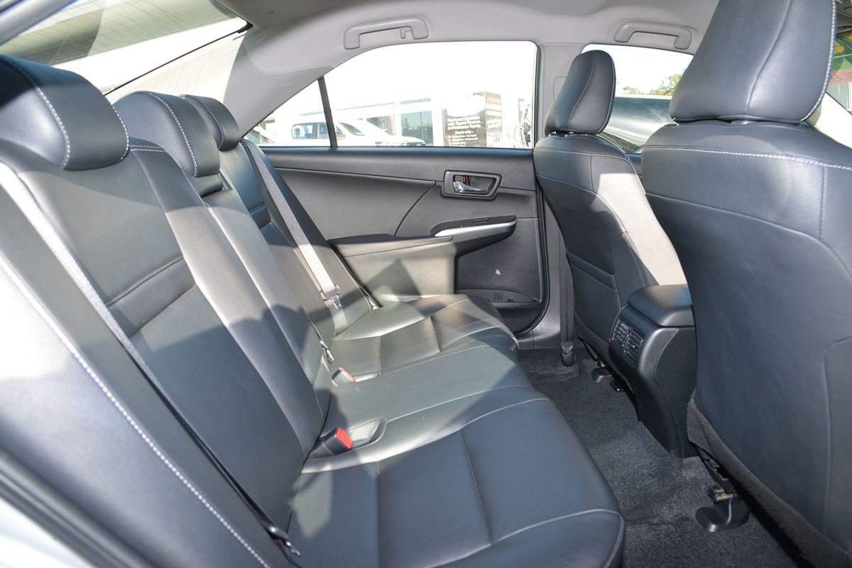 2015 Toyota Camry Atara SL ASV50R