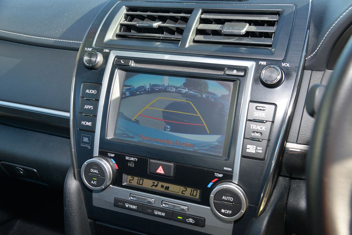 2015 Toyota Camry Atara SL ASV50R