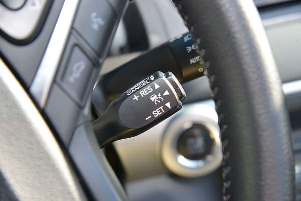 2015 Toyota Camry Atara SL ASV50R