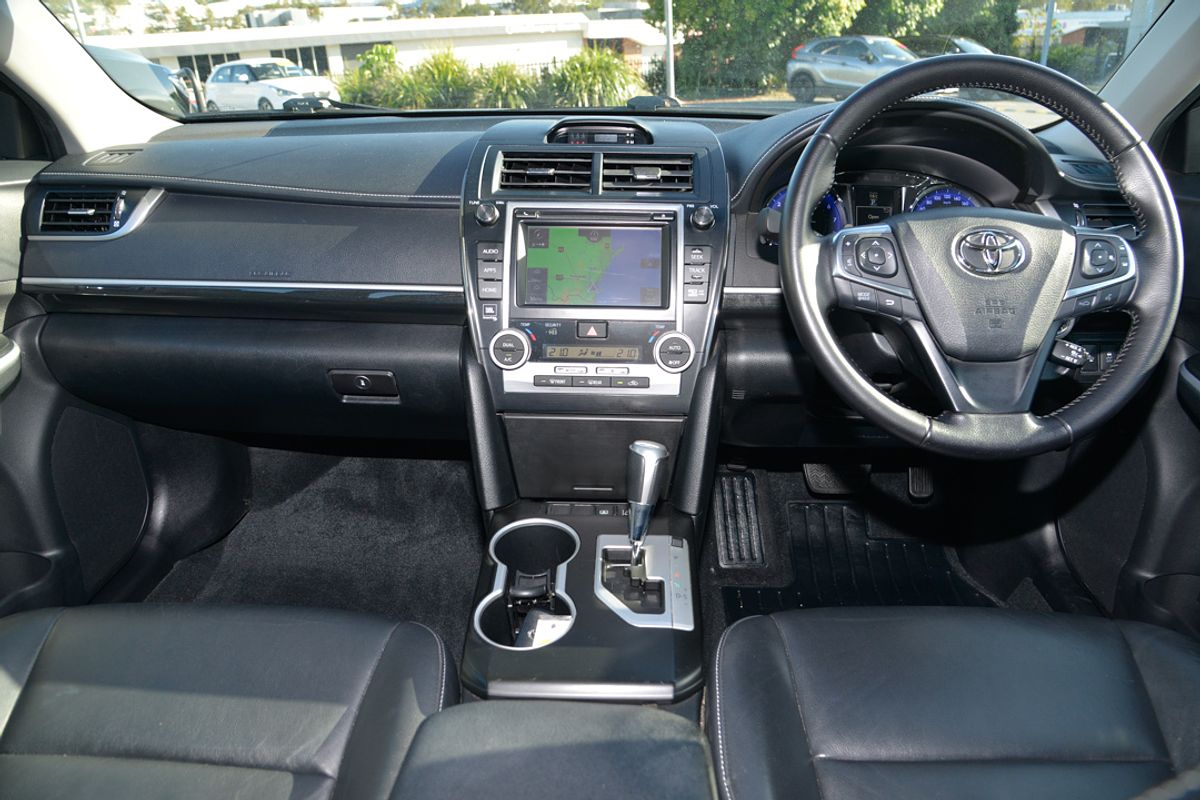 2015 Toyota Camry Atara SL ASV50R
