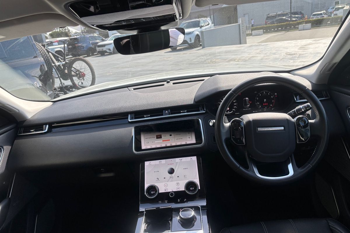 2019 Land Rover Range Rover Velar P250 SE L560