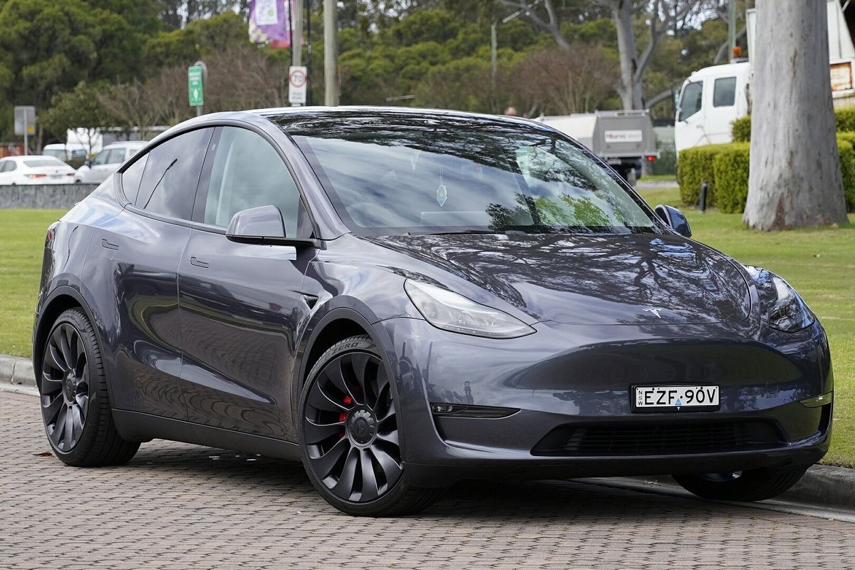 2023 Tesla Model Y Performance