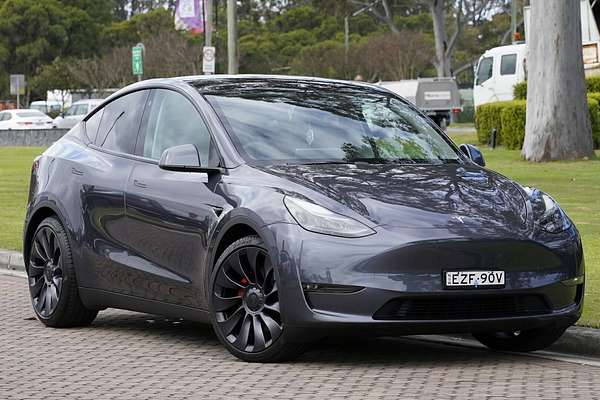 2023 Tesla Model Y Performance
