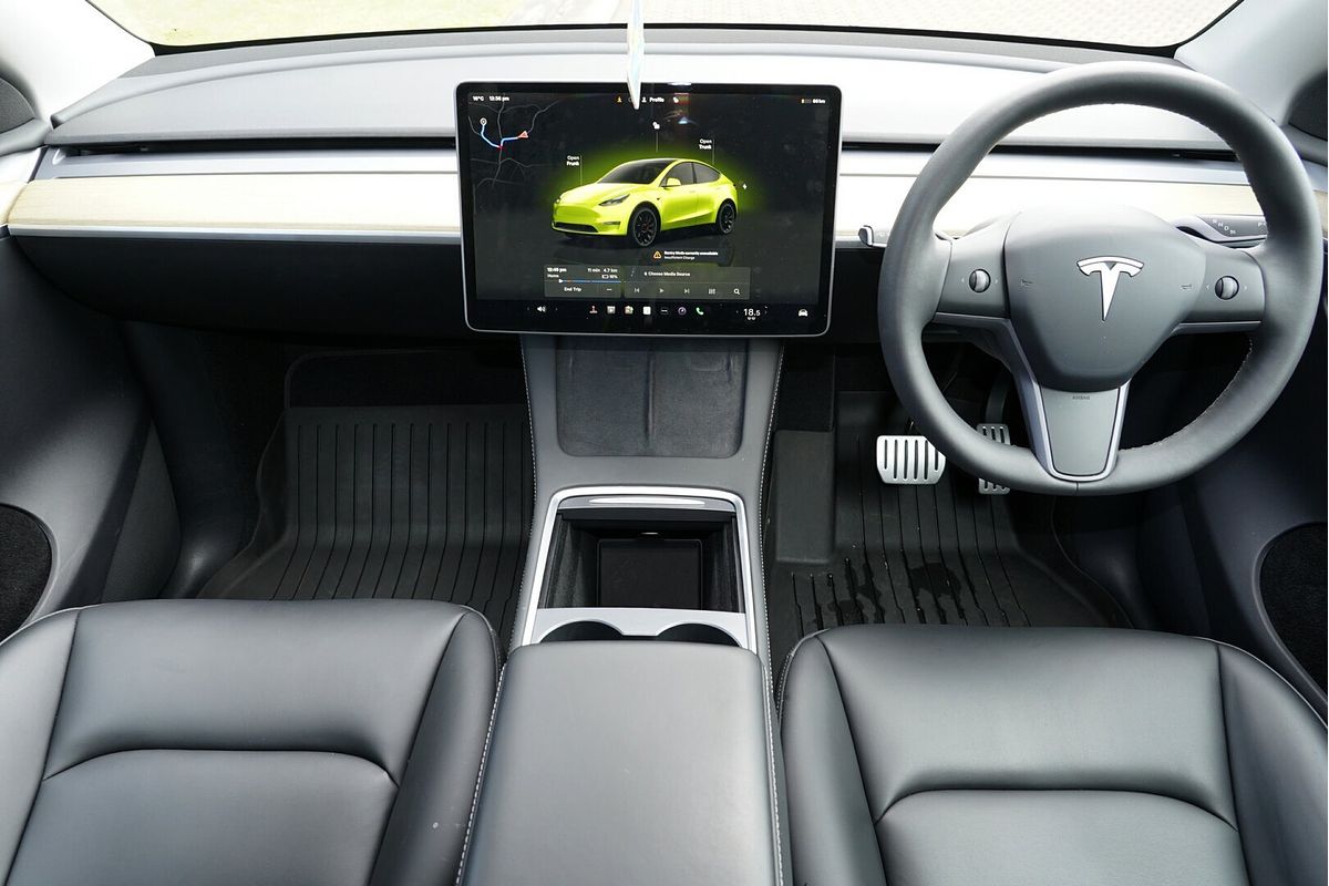 2023 Tesla Model Y Performance