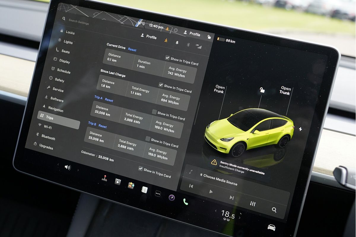 2023 Tesla Model Y Performance