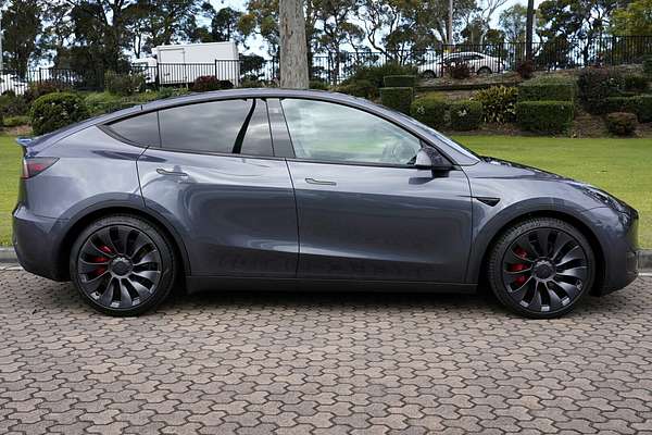 2023 Tesla Model Y Performance