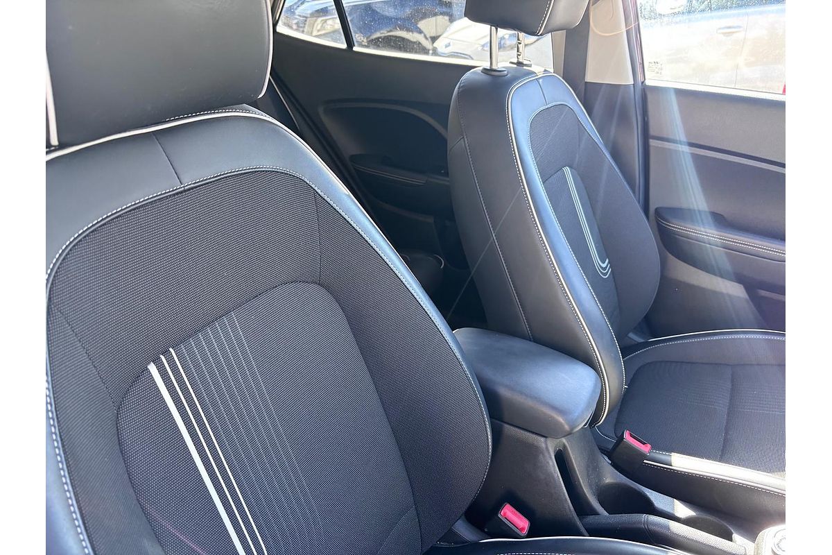 2019 Hyundai Venue Elite QX