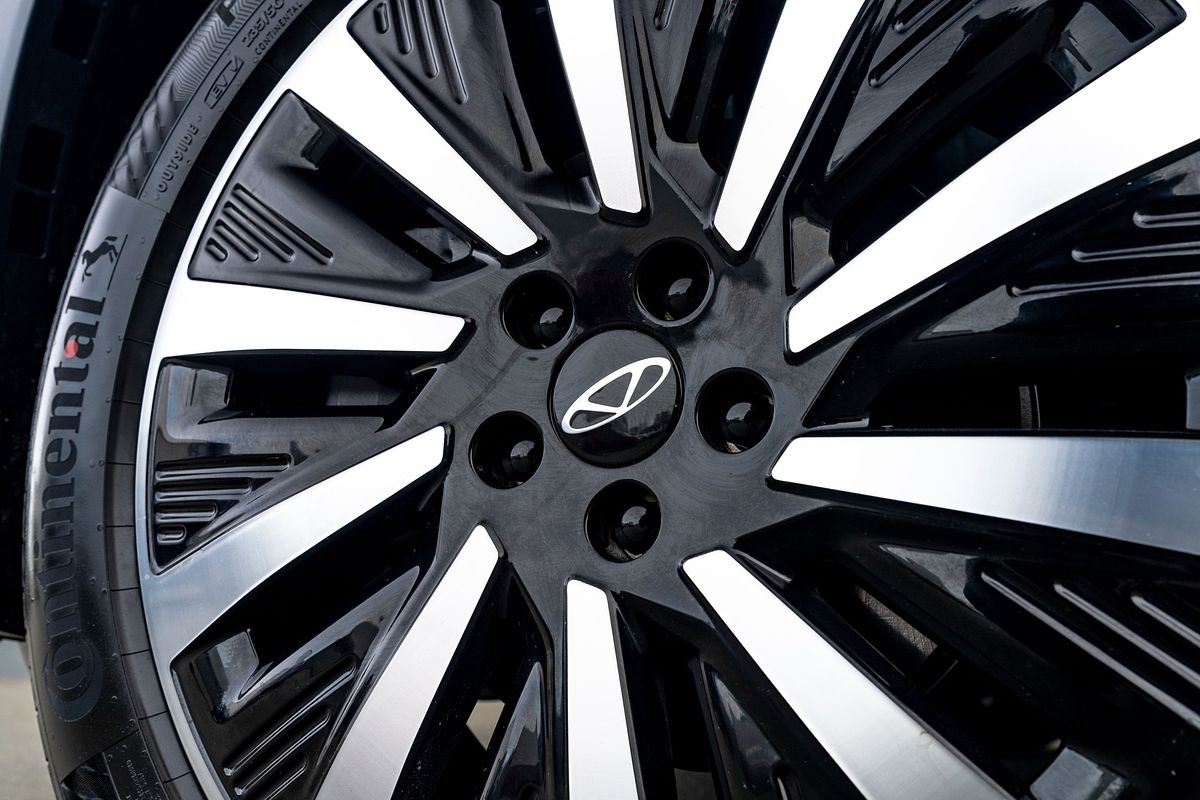 2025 Chery Tiggo 8 Ultimate Phev/Hd Csh