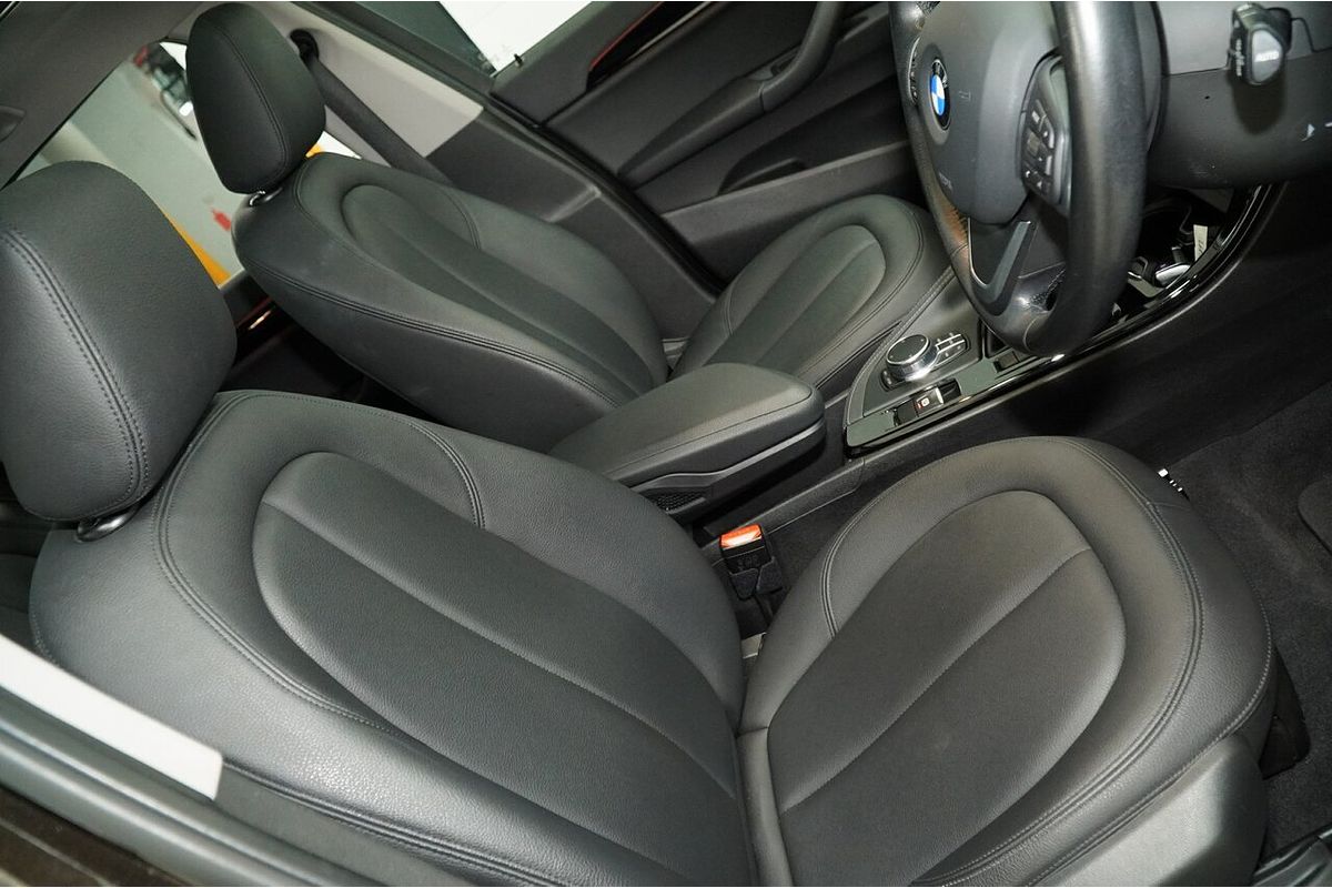 2016 BMW X1 sDrive18d F48