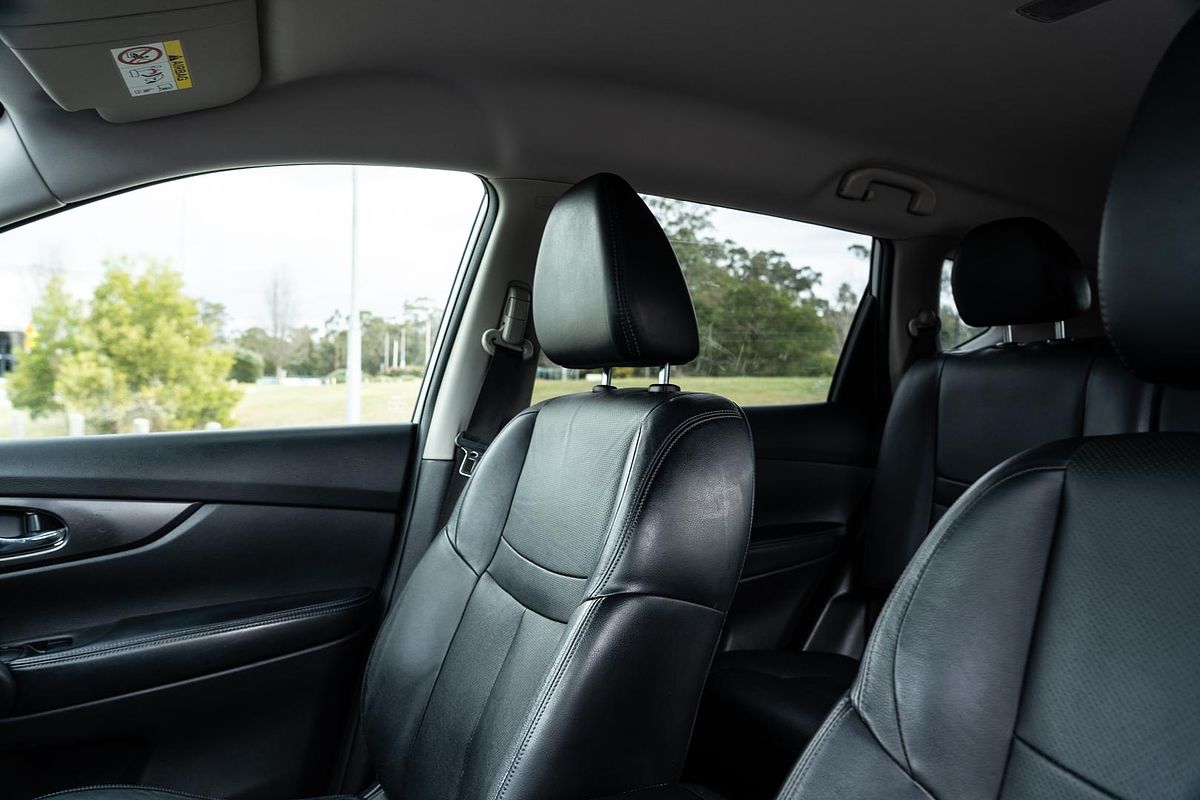 2014 Nissan X-TRAIL ST-L T32