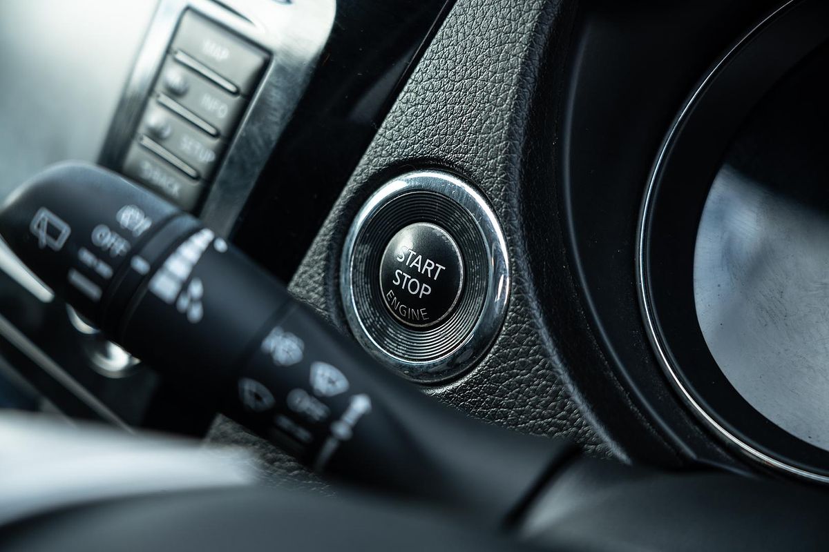 2014 Nissan X-TRAIL ST-L T32