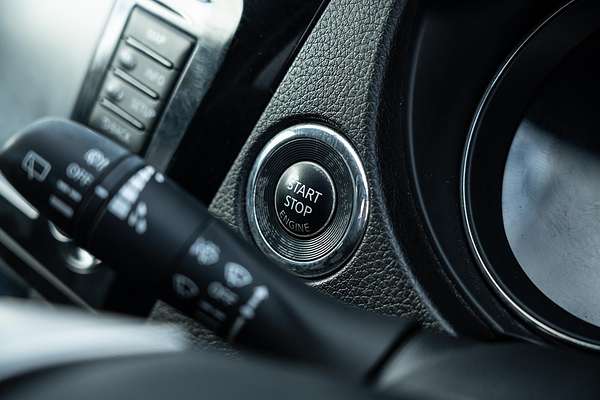 2014 Nissan X-TRAIL ST-L T32