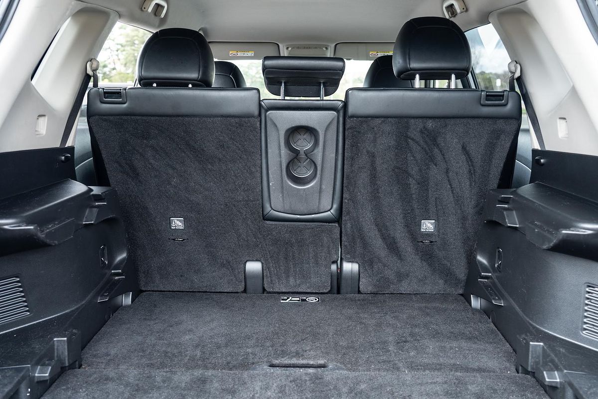 2014 Nissan X-TRAIL ST-L T32