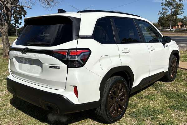 2025 Subaru Forester Hybrid Sport S6
