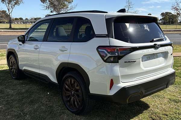 2025 Subaru Forester Hybrid Sport S6