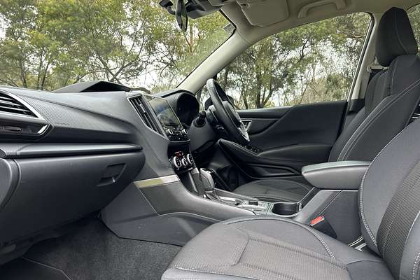 2022 Subaru Forester 2.5i S5