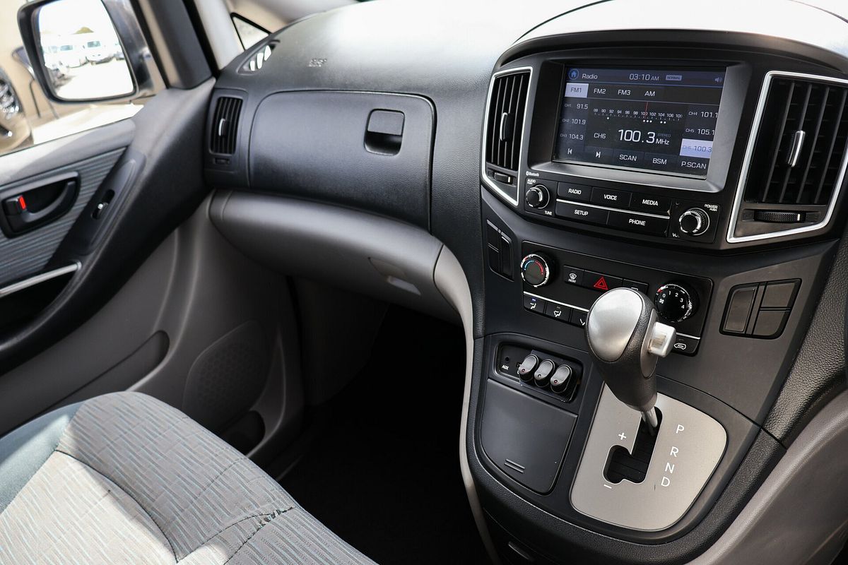 2017 Hyundai iLoad TQ3-V Series II