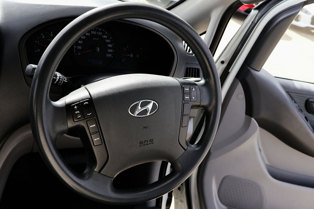 2017 Hyundai iLoad TQ3-V Series II