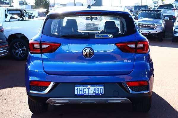 2021 MG ZS Essence AZS1