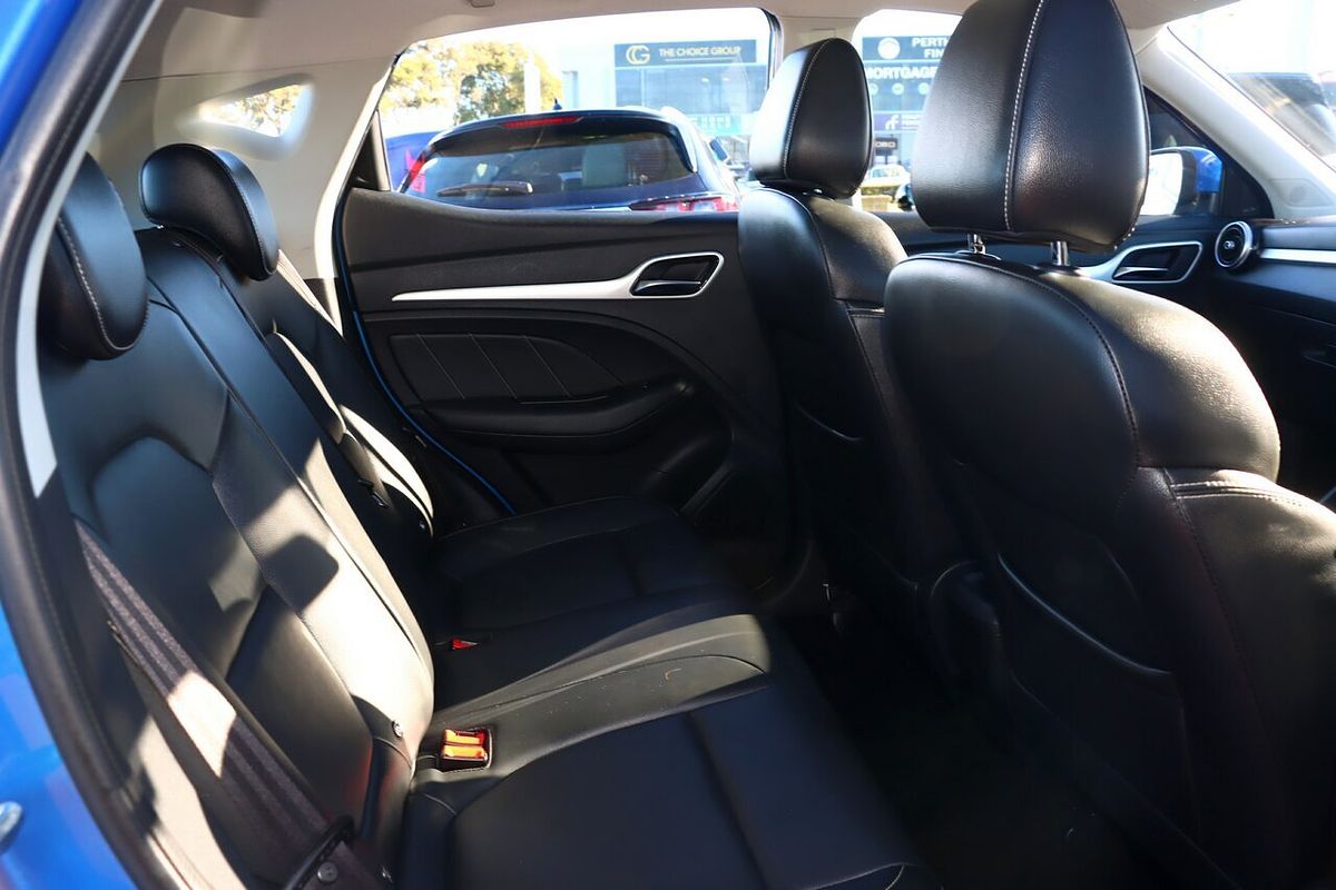 2021 MG ZS Essence AZS1