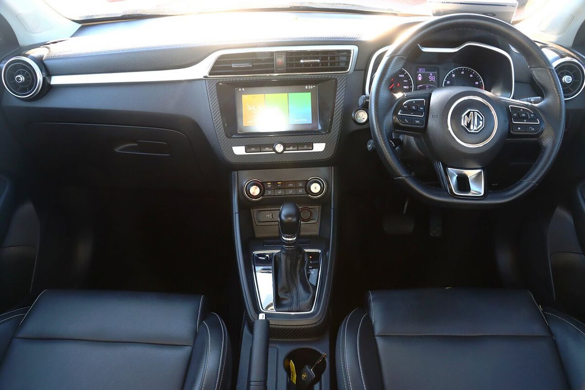 2021 MG ZS Essence AZS1