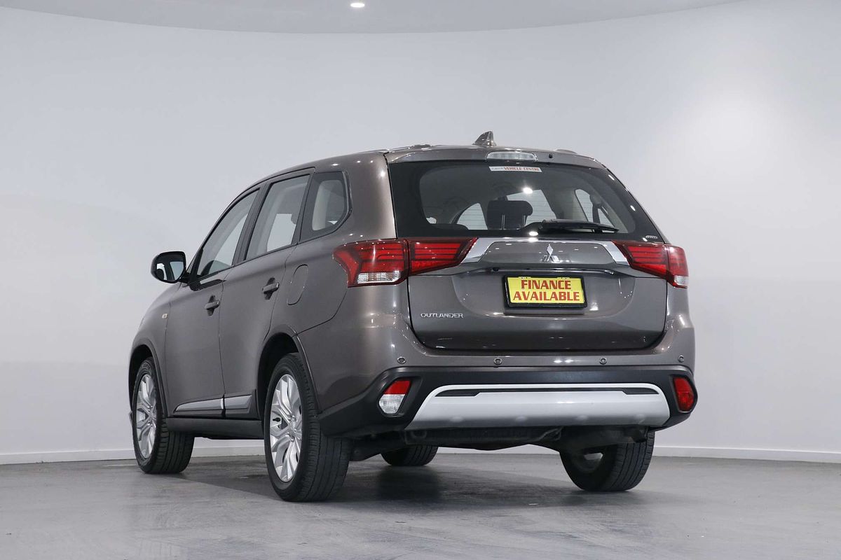 2021 Mitsubishi Outlander ES ZL