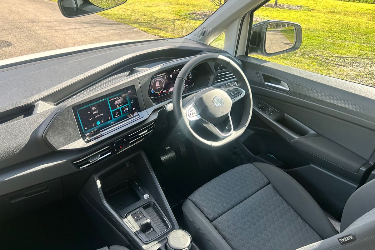 2025 Volkswagen Caddy TSI220 Life 5 LWB
