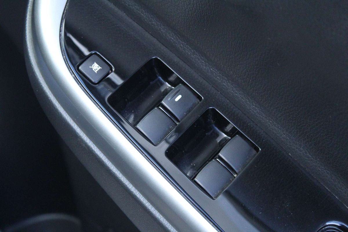 2022 Mitsubishi Triton GSR MR