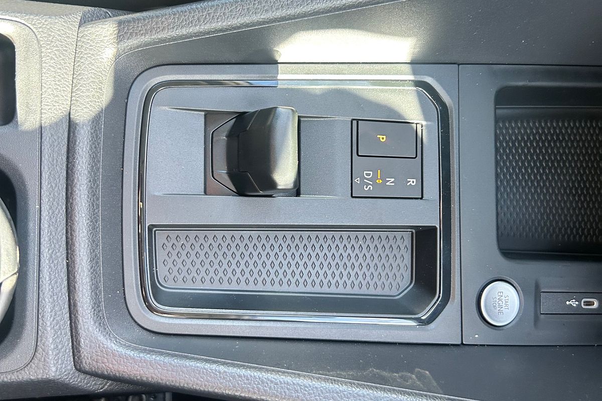 2025 Volkswagen Caddy TSI220 Life 5 LWB